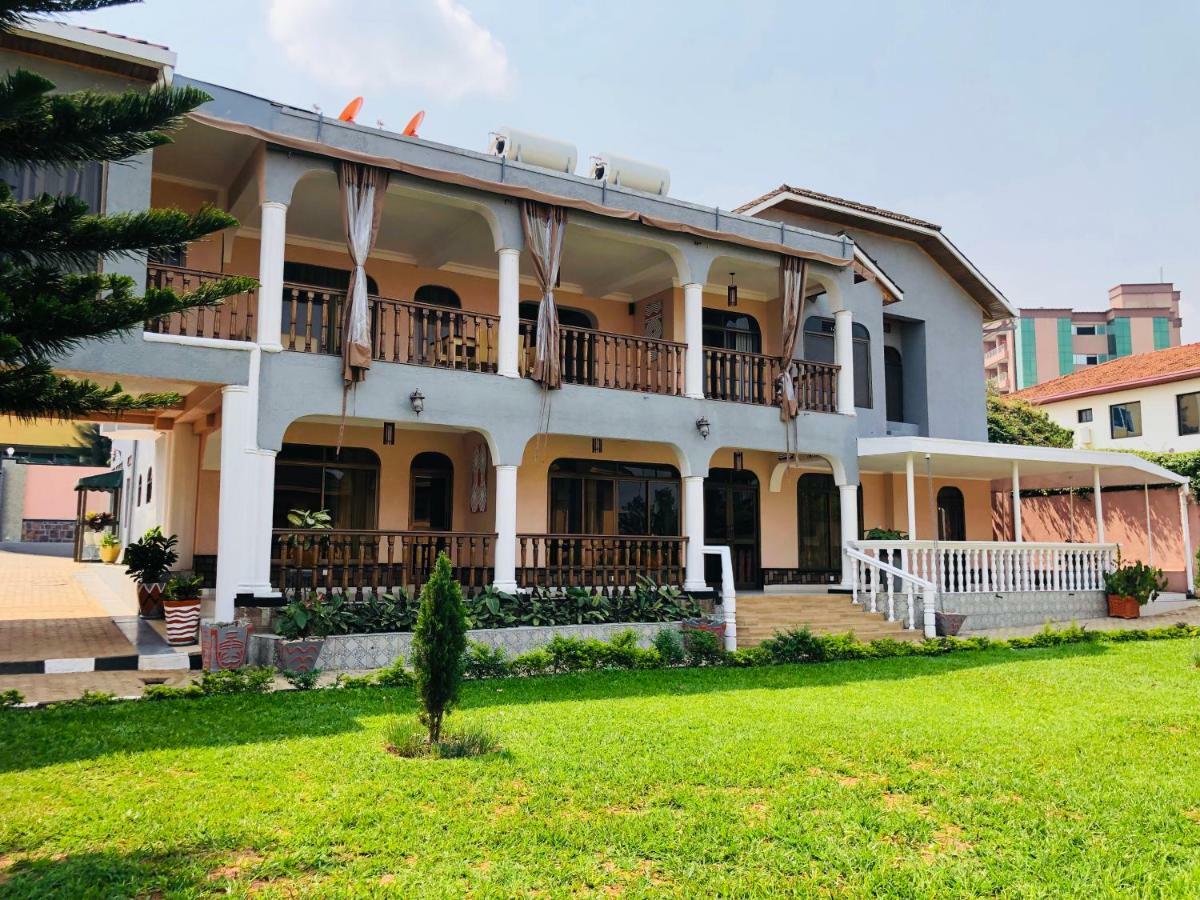 EZRA BOUTIQUE Hotel Kigali Buitenkant foto