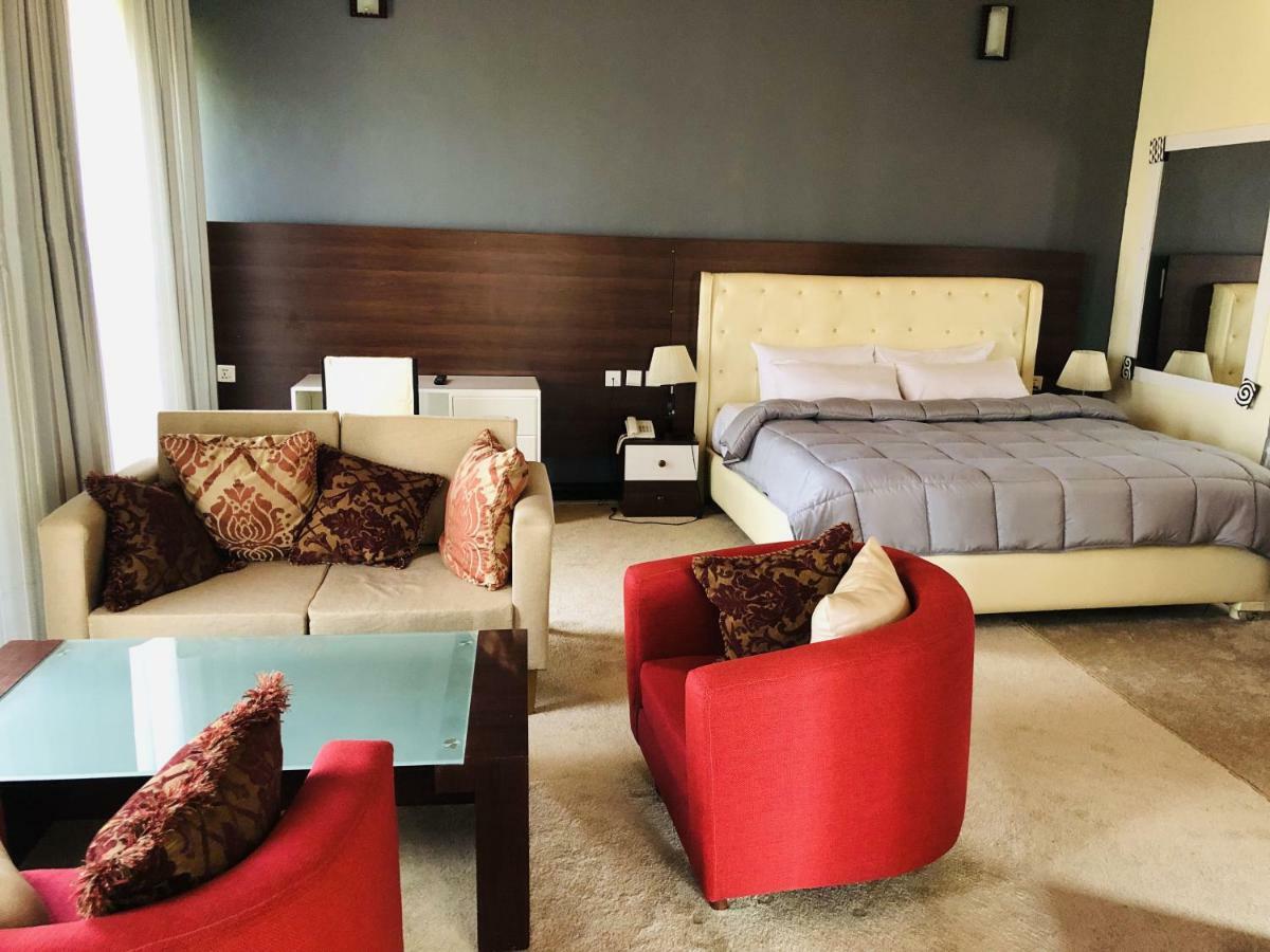 EZRA BOUTIQUE Hotel Kigali Buitenkant foto